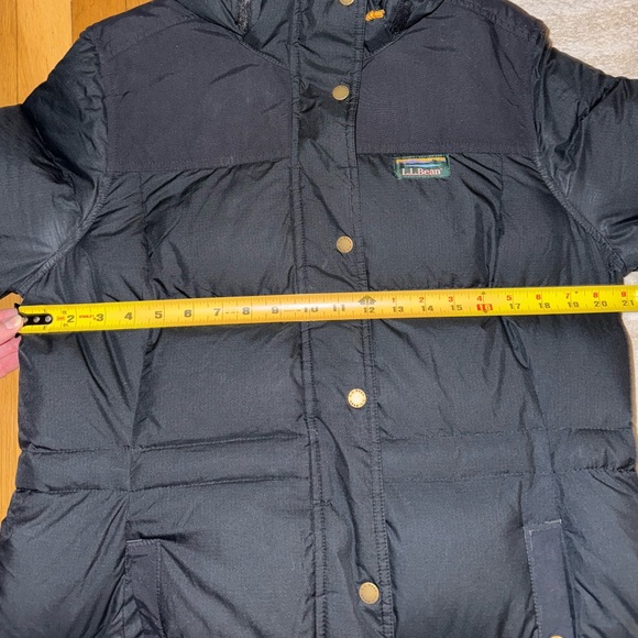 LL Bean Women's Mountain Classic Down Parka - Picture 7 of 7